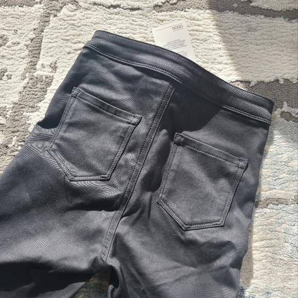 🔥 NWT Asos Black Jeans 🔥 - Picture 3 of 3